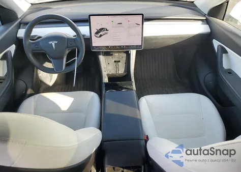 2020 Tesla Model Y z USA, uszkodzony, nr VIN 5YJYGDEE8LF021078